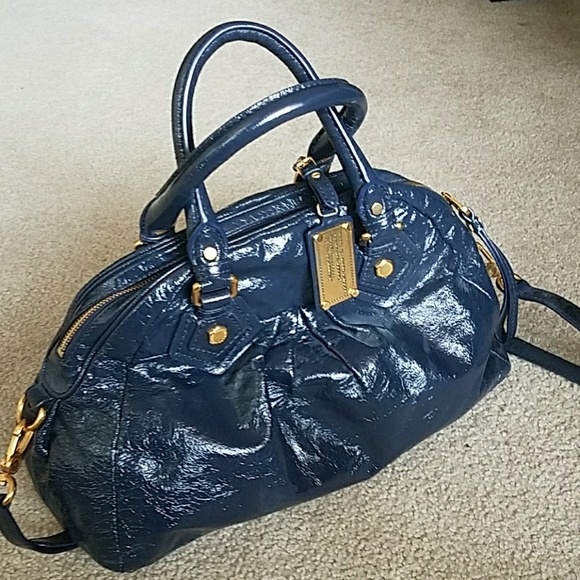 Marc Jacobs Handbags - Marc Jacobs Cross Body